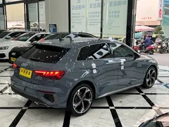 2022 Audi A3 Sportback 35 TFSI RS Package, синий — фото 15