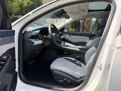 2023 Geely Preface 2.0TD Premium, белый — фото 4