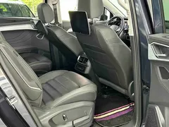2021 Volkswagen Talagon 380TSI 4WD Luxury Pro, синий — фото 28