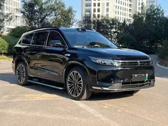 2024 Aito M7 1.5T Smart Driving 4WD Ultra 5-seat, чёрный — фото 8