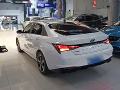 2021 Hyundai Elantra 1.5L CVT GLX Elite, белый — фото 5