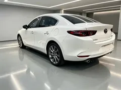 2021 Mazda 3 2.0L AT, белый — фото 7