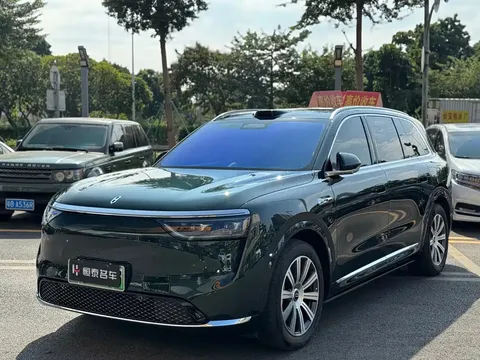 2025 Aito M8 EV Max+ 5-seat Long Range 896-line LiDAR