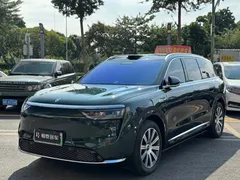 2025 Aito M8 EV Max+ 5-seat Long Range 896-line LiDAR, зелёный — фото 1