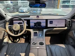 2025 Aito M8 EV Max+ 5-seat Long Range 896-line LiDAR, зелёный — фото 5