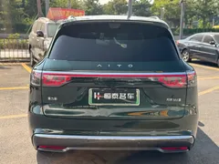 2025 Aito M8 EV Max+ 5-seat Long Range 896-line LiDAR, зелёный — фото 8