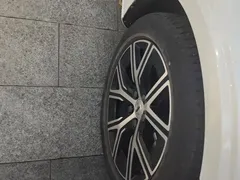 2024 Volvo S60 B4 Luxury, белый — фото 6