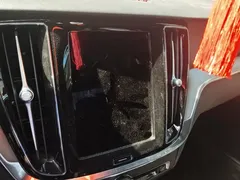 2024 Volvo S60 B4 Luxury, белый — фото 13