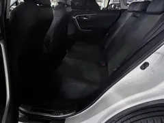 2023 Toyota RAV4 2.0L CVT 4WD Adventure Plus, белый — фото 11