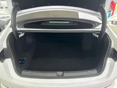 2025 BYD Qin PLUS DM-i PHEV 55km Exceed Smart Driving, белый — фото 11