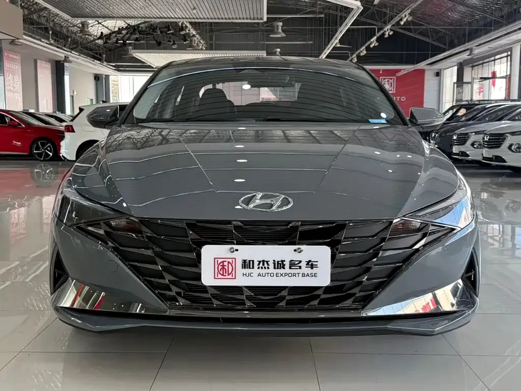2022 Hyundai Elantra 1.5L CVT LUX Premium