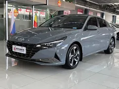 2022 Hyundai Elantra 1.5L CVT LUX Premium — фото 3