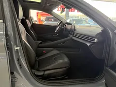 2022 Hyundai Elantra 1.5L CVT LUX Premium — фото 10