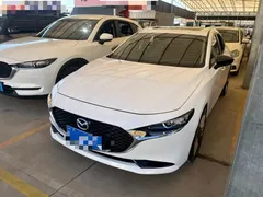 2023 Mazda 3 2.0L AT, белый — фото 2