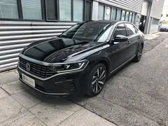 2022 Volkswagen Passat 330TSI Elite, чёрный — фото 1