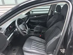 2022 Volkswagen Passat 330TSI Elite, чёрный — фото 9