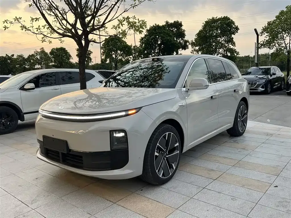 2025 Li Auto L6 Max