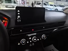 2022 Honda Civic 180TURBO CVT, белый — фото 9