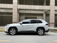 2021 Toyota RAV4 2.0L CVT 2WD Fashion Plus, белый — фото 3