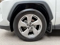 2021 Toyota RAV4 2.0L CVT 2WD Fashion Plus, белый — фото 5