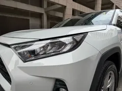 2021 Toyota RAV4 2.0L CVT 2WD Fashion Plus, белый — фото 6