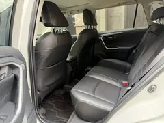 2021 Toyota RAV4 2.0L CVT 2WD Fashion Plus, белый — фото 7