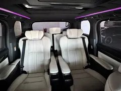 2020 Lexus LM 300h 7-seat, чёрный — фото 12