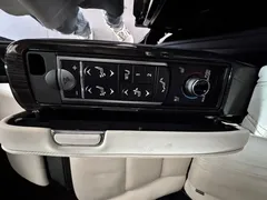 2020 Lexus LM 300h 7-seat, чёрный — фото 18