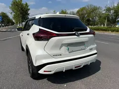 2022 Nissan Kicks 1.5L CVT XV Luxury, белый — фото 9