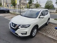2021 Nissan X-Trail 2.0L CVT 2WD XL ITS Comfort, белый — фото 2