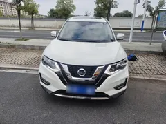 2021 Nissan X-Trail 2.0L CVT 2WD XL ITS Comfort, белый — фото 3