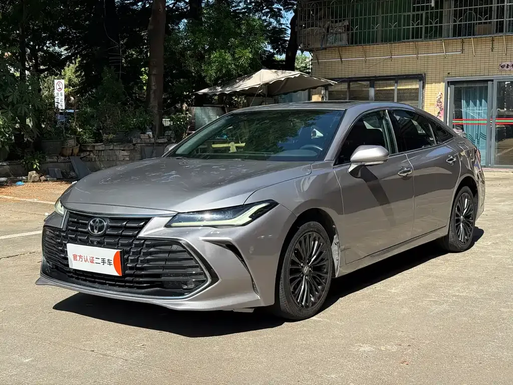 2022 Toyota Avalon 2.0L XLE Premium