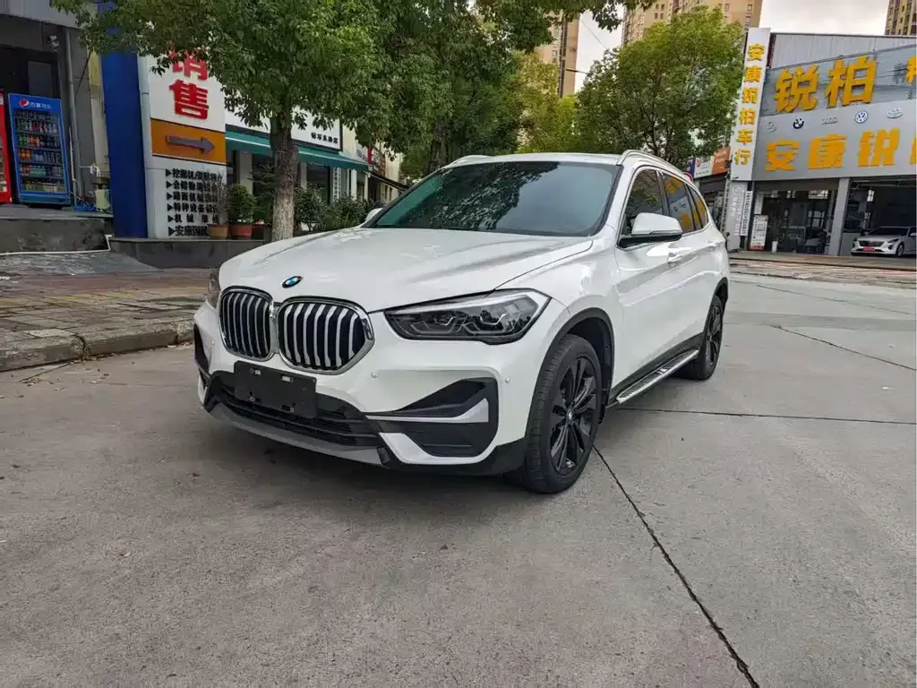 2021 BMW X1