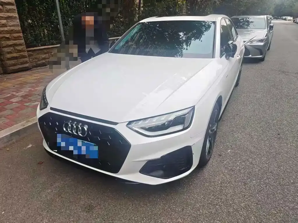 2022 Audi A4L 40 TFSI Luxury Sport