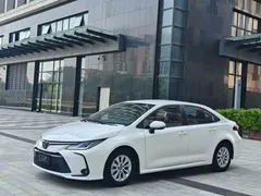 2021 Toyota Corolla 1.2T S-CVT Pioneer, белый — фото 2