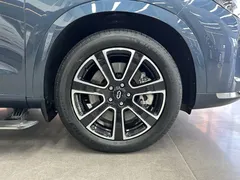 2024 Aito M7 1.5T 4WD Ultra 6, синий — фото 17
