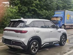 2024 BYD Yuan UP 401km Leading — фото 9