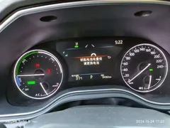 2022 Toyota Avalon Hybrid 2.5L Luxury, белый — фото 4