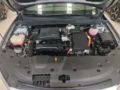 2024 BYD Qin PLUS Honor DM-i PHEV 55km Leading — фото 20