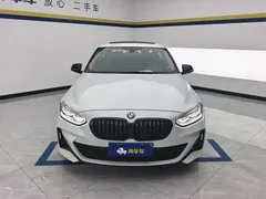 2023 BMW 1 Series 120i M Sport Night Edition, белый — фото 2