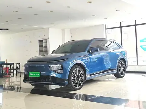 2025 Xpeng G9 725 Ultra Long Range Max