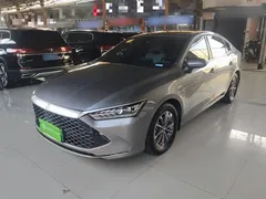 2024 BYD Qin PLUS Honor DM-i PHEV 55km Leading — фото 2