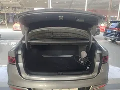 2024 BYD Qin PLUS Honor DM-i PHEV 55km Leading — фото 19