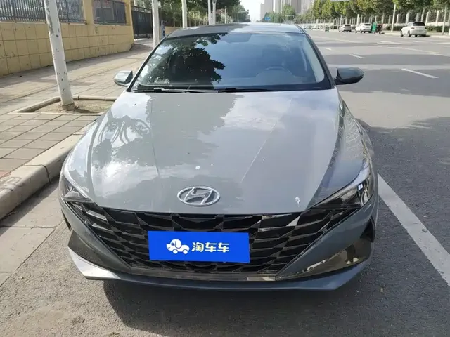 2021 Hyundai Elantra 1.5L CVT LUX Premium