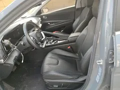 2021 Hyundai Elantra 1.5L CVT LUX Premium — фото 9