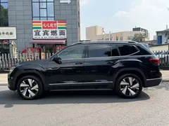 2023 Volkswagen Teramont X 530 V6 4WD Premium Luxury, чёрный — фото 3