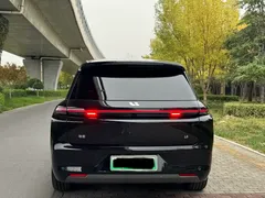 2025 Li Auto L8 Smart Refresh, чёрный — фото 4