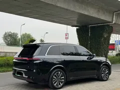 2025 Li Auto L8 Smart Refresh, чёрный — фото 5