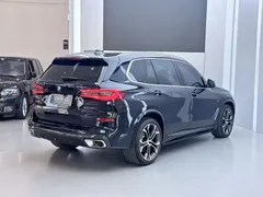 2022 BMW X5 40Li Premium M Sport Package, чёрный — фото 21