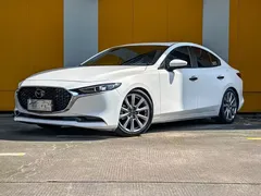 2021 Mazda 3 2.0L AT, белый — фото 1